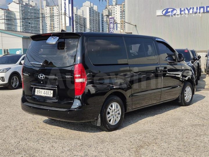 Hyundai Starex 2018 — 4