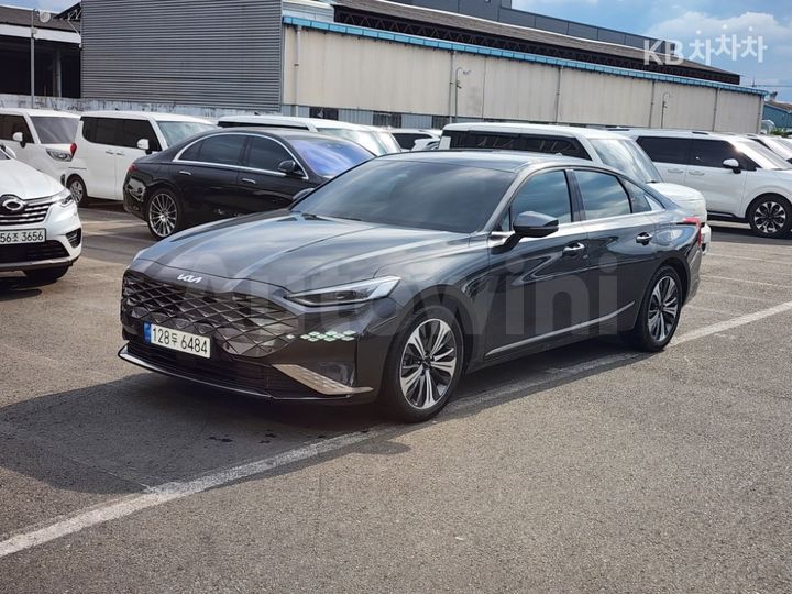 Kia K8 2023 — 2