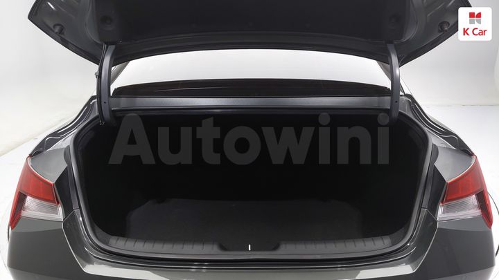 Hyundai Avante 2021 — 3
