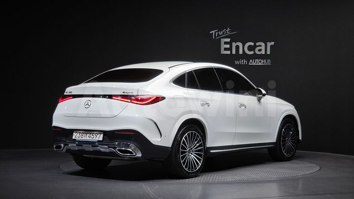 Mercedes Benz GLC Class 2024 — 2