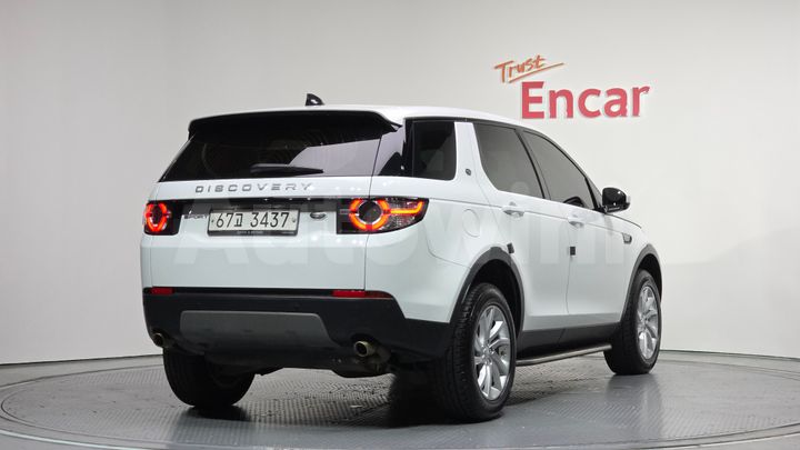 Land Rover Discovery Sport 2017 — 2