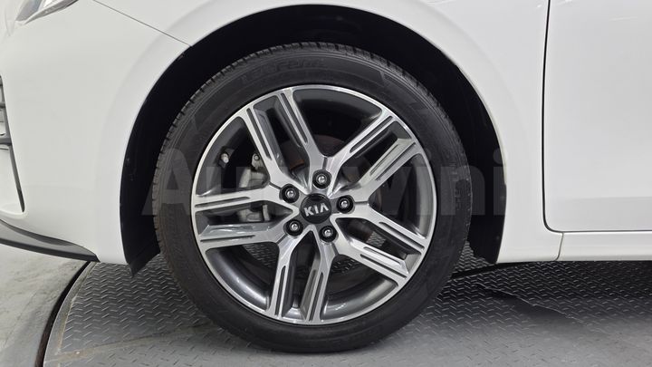 Kia K3 2019 — 5
