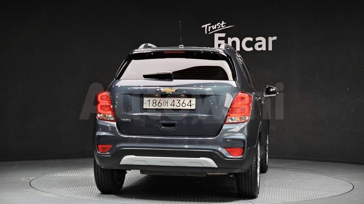 Chevrolet Trax 2020 — 4