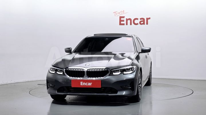BMW 3 Series 2020 — 3