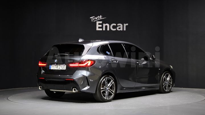BMW 1 Series 2021 — 2