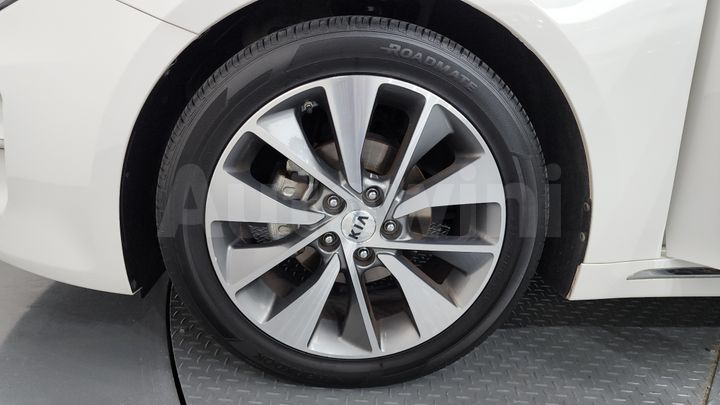 Kia K5 2017 — 5