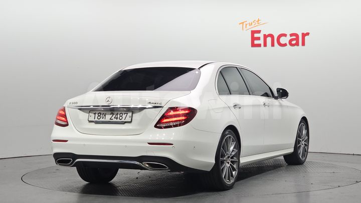 Mercedes Benz E Class 2018 — 2