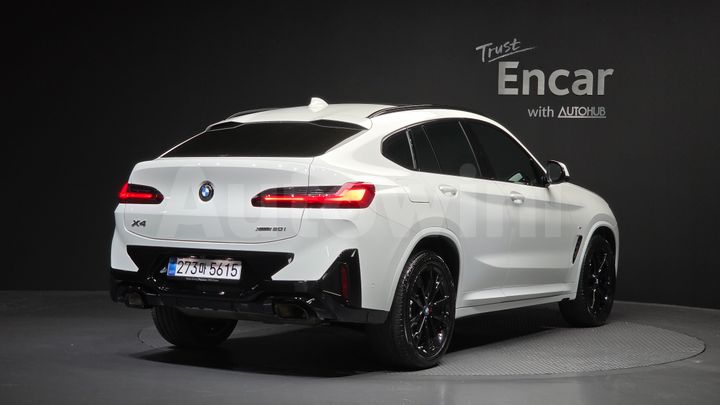 BMW X4 2025 — 2