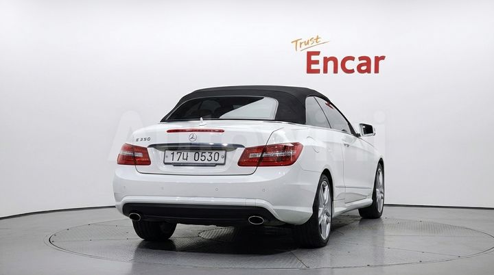Mercedes Benz E Class 2011 — 4
