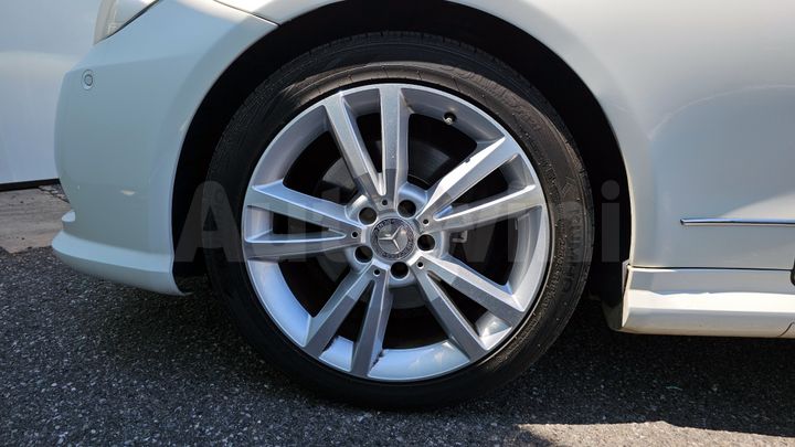 Mercedes Benz E Class 2011 — 5