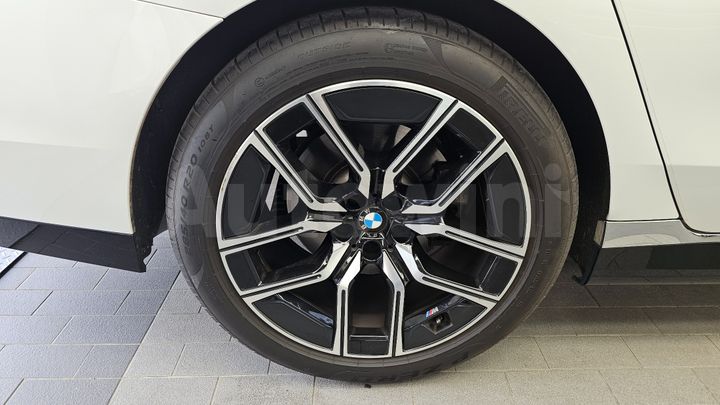BMW 7 Series 2023 — 5