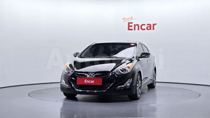 Hyundai Avante 2015 — 3