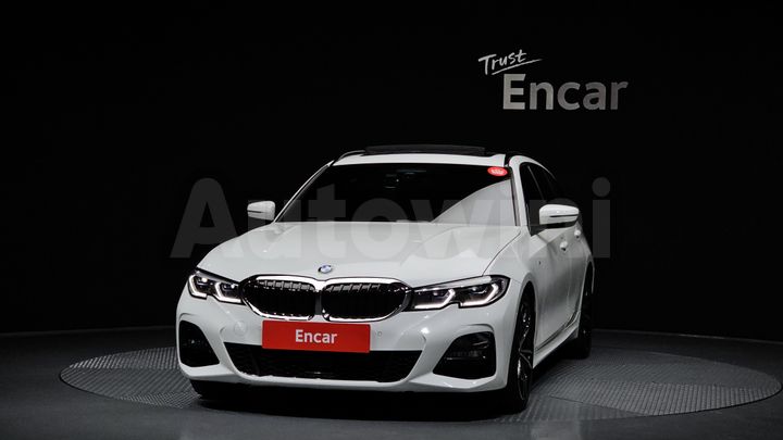 BMW 3 Series 2022 — 3