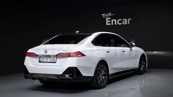 BMW 5 Series 2024 — 2