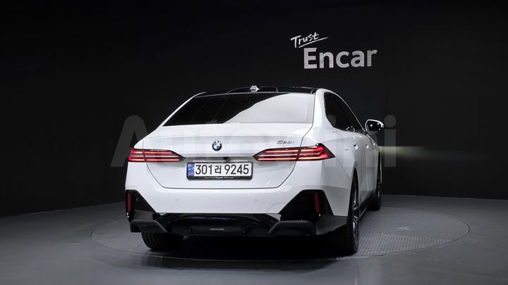 BMW 5 Series 2024 — 4