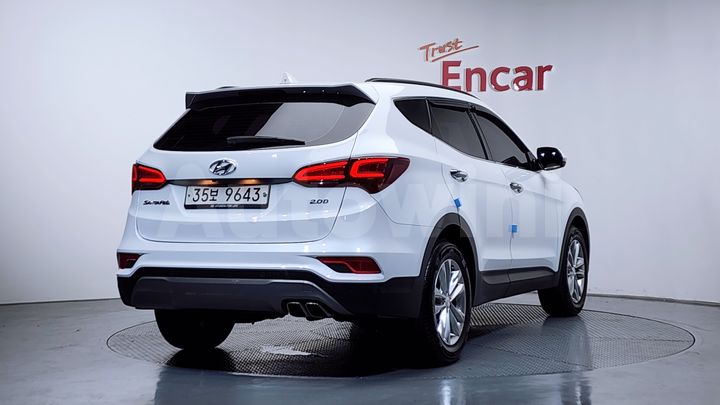 Hyundai SantaFe 2018 — 2
