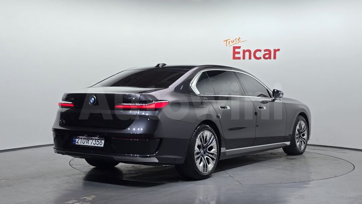 BMW 7 Series 2023 — 2