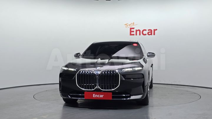 BMW 7 Series 2023 — 3