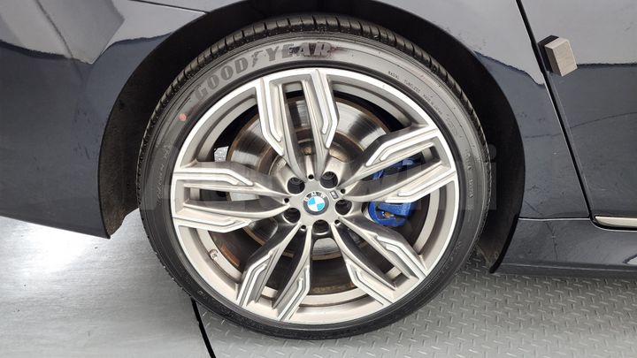 BMW 7 Series 2018 — 5