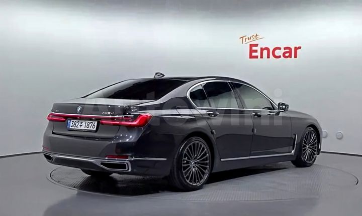BMW 7 Series 2021 — 3