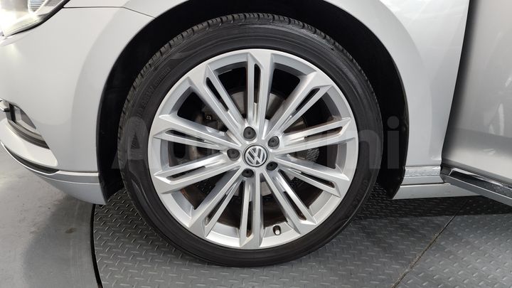 Volkswagen Passat 2018 — 5
