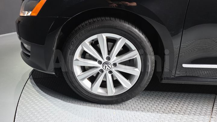 Volkswagen Passat 2015 — 5