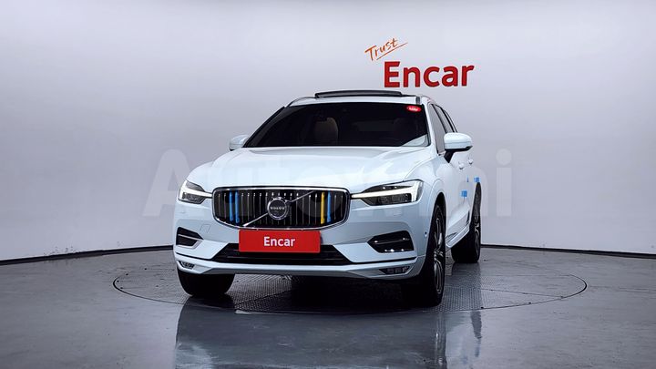 Volvo XC60 2021 — 3