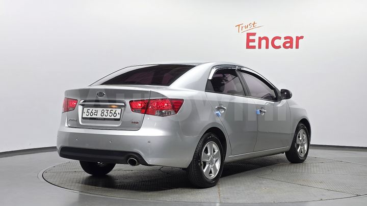 Kia Forte 2012 — 2