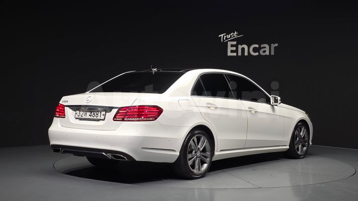 Mercedes Benz E Class 2014 — 2