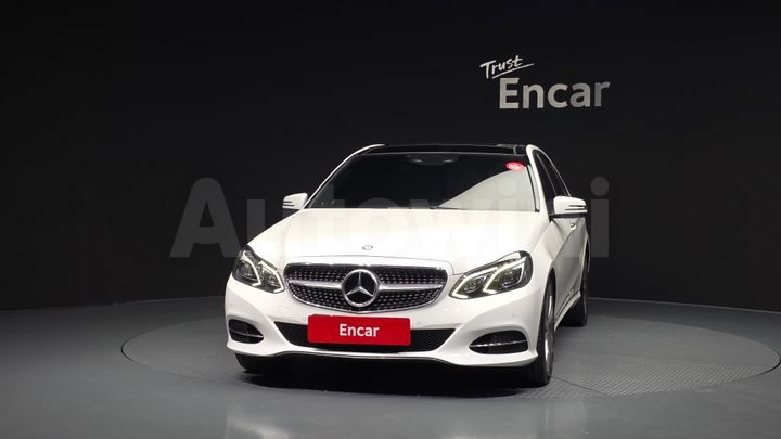 Mercedes Benz E Class 2014 — 3