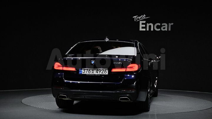 BMW 5 Series 2023 — 4
