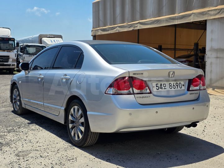 Honda Civic 2010 — 4