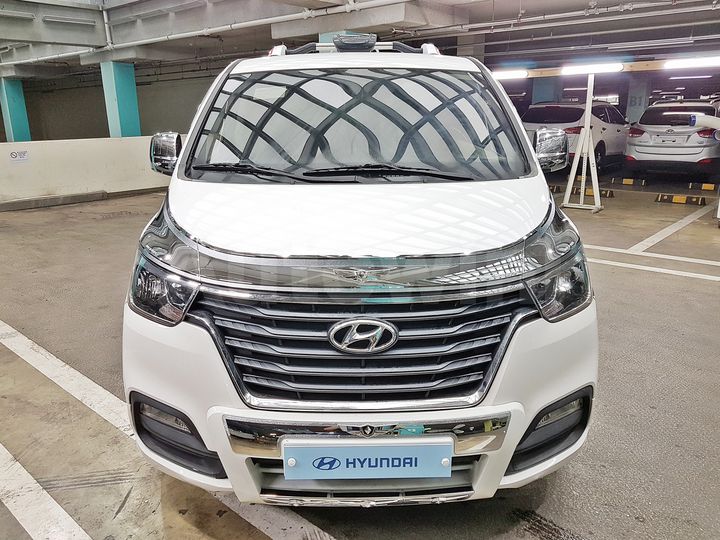 Hyundai Starex 2021 — 3