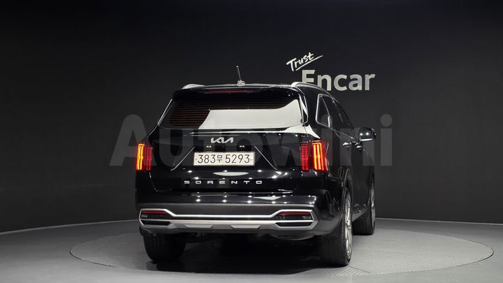 Kia Sorento 2022 — 4