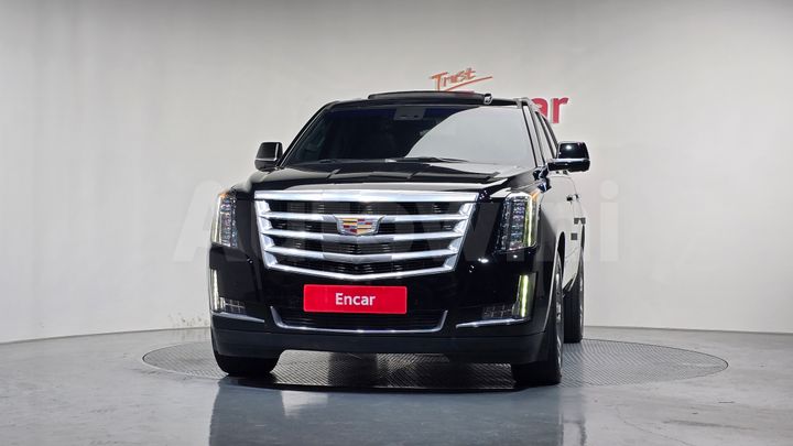 Cadillac Escalade 2019 — 3