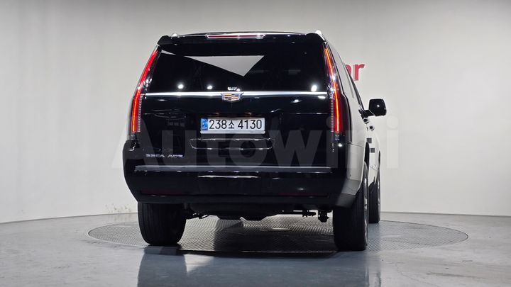 Cadillac Escalade 2019 — 4