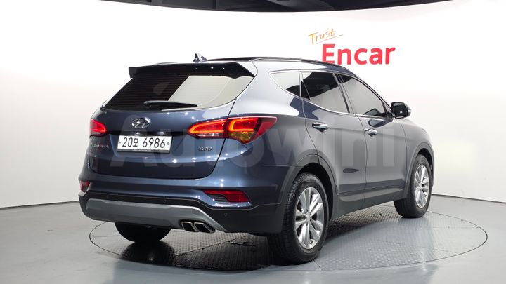 Hyundai SantaFe 2018 — 2