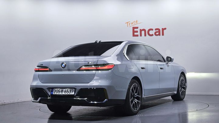 BMW 7 Series 2026 — 2