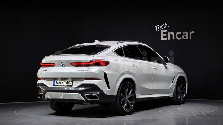 BMW X6 2022 — 2
