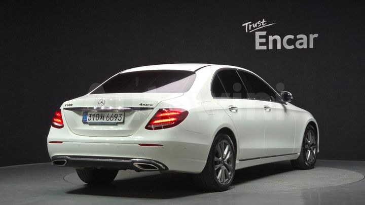 Mercedes Benz E Class 2019 — 2