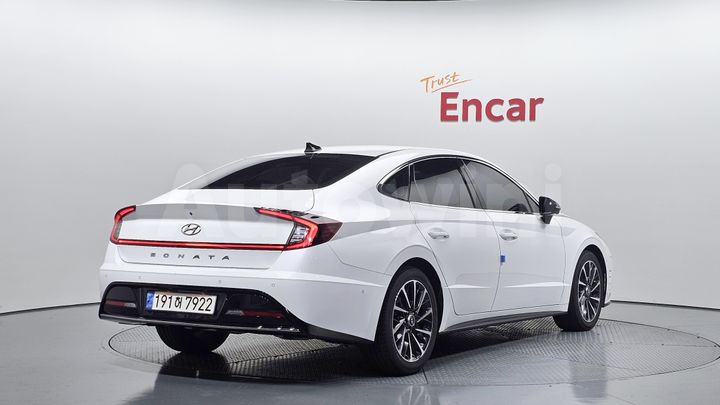 Hyundai Sonata 2023 — 2