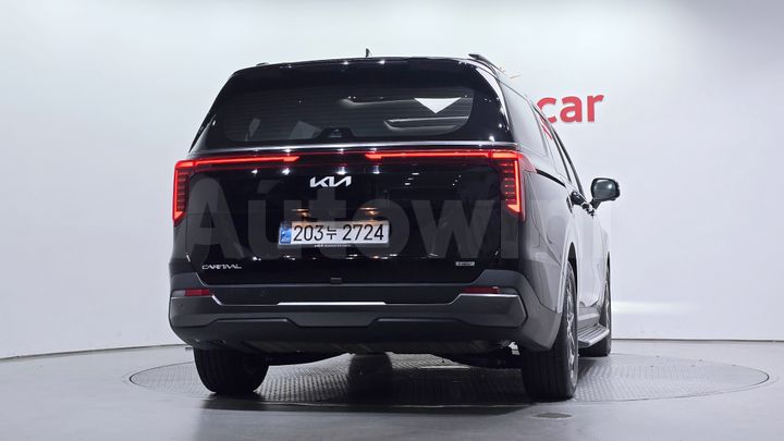 Kia Carnival 2025 — 4
