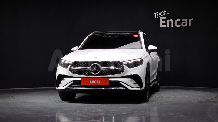 Mercedes Benz GLC Class 2024 — 3