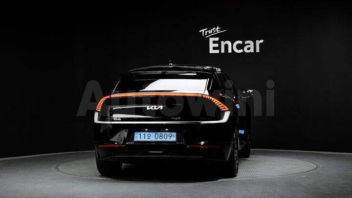 Kia EV6 2023 — 4