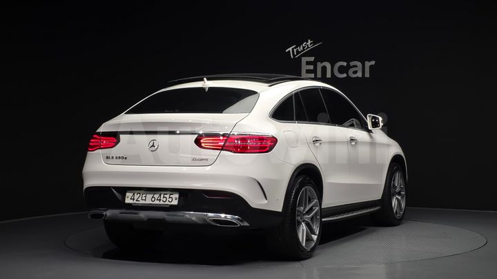 Mercedes Benz GLE Class 2017 — 2
