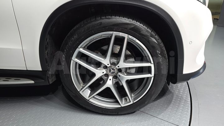 Mercedes Benz GLE Class 2017 — 5
