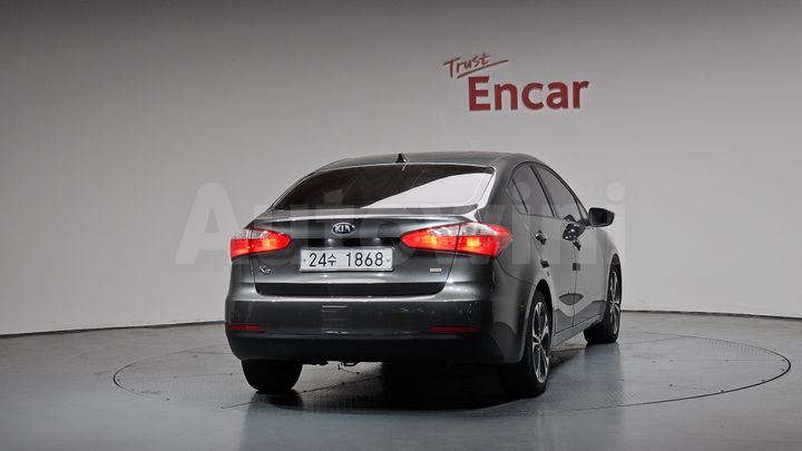 Kia K3 2013 — 4