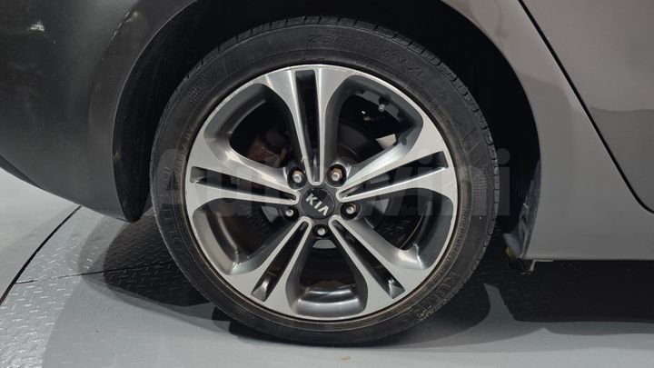 Kia K3 2013 — 5