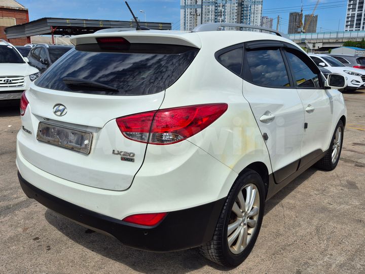Hyundai Tucson 2011 — 5