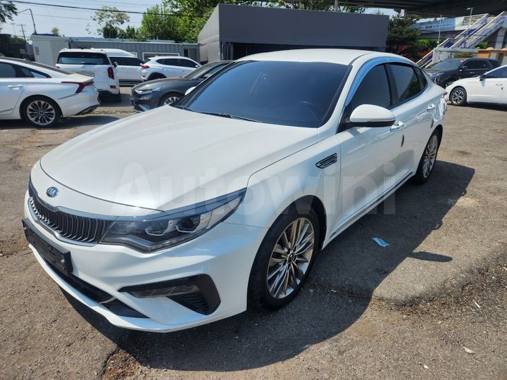 Kia K5 2019 — 2